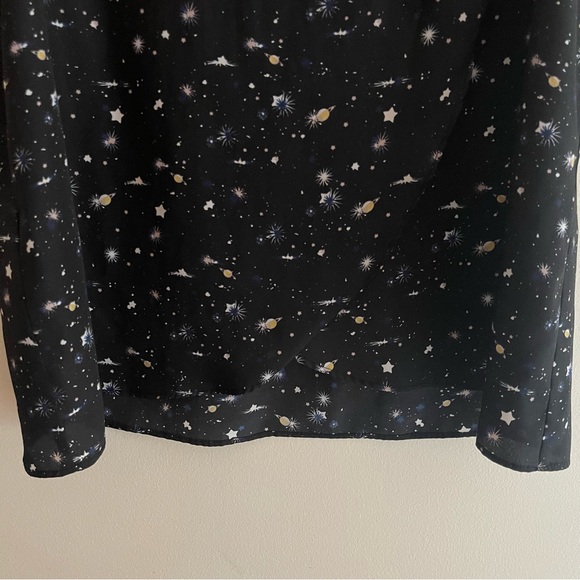 💐 2 for $20!! 💐 BCBGeneration Astrological Sun and Stars Blouse - Picture 5 of 9